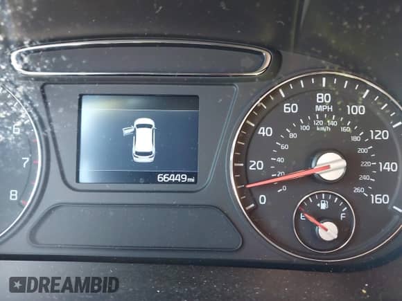 2020 Kia Sorento LX с VIN 5XYPG4A56LG655600, выставлен на аукционе IAAI как лот 41971459 с пробегом 66 449 миль миль и . История ставок и продаж доступна на DreamBid. Изображение 16.