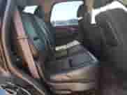 2011 Chevrolet Tahoe Commercial z VIN 1GNLC2E03BR280821, wystawiony jako Copart lot #55239215 z przebiegiem 325 861 mil mil oraz Szkoda całkowita • Salvage title. Historia ofert i sprzedaży dostępna na DreamBid. Obrazek 11.