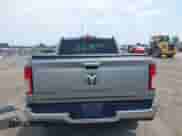 2019 Ram 1500 Big Horn z VIN 1C6RRFFG4KN791411, wystawiony jako IAAI lot #42590255 z przebiegiem 87 779 mil mil oraz . Historia ofert i sprzedaży dostępna na DreamBid. Obrazek 16.