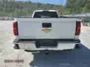 2017 Chevrolet Silverado 2500HD Work Truck z VIN 1GC2KUEG6HZ164926, wystawiony jako Copart lot #69358695 z przebiegiem 209 034 mil mil oraz Szkoda całkowita • Salvage title. Historia ofert i sprzedaży dostępna na DreamBid. Obrazek 6.