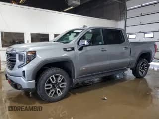 2023 GMC Sierra 1500 AT4 with VIN 1GTUUEE83PZ323630, listed as a Copart auction lot 65371255 with 15,886 mi miles and Salvage title. Bid and sale history available at DreamBid. Image 1.