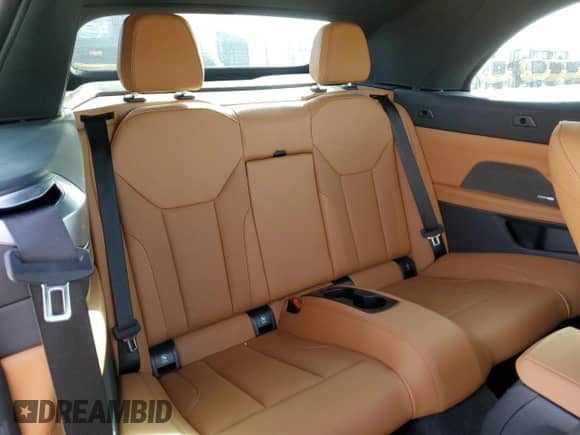 2023 BMW 4 Series 430i z VIN WBA23AT03PCL45532, wystawiony jako Copart lot #47592365 z przebiegiem 16 346 mil mil oraz Szkoda całkowita • Salvage title. Historia ofert i sprzedaży dostępna na DreamBid. Obrazek 11.