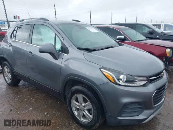 2020 Chevrolet Trax LT with VIN 3GNCJPSB2LL336099, listed as a IAAI auction lot 42649531 with 107,747 mi miles and . Bid and sale history available at DreamBid. Image 1.