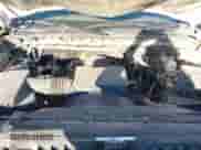 2022 Chevrolet Silverado 2500HD Work Truck z VIN 1GC1YLE76NF233843, wystawiony jako IAAI lot #43558906 z przebiegiem 156 844 mil mil oraz . Historia ofert i sprzedaży dostępna na DreamBid. Obrazek 10.