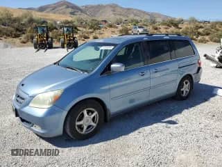 2005 Honda Odyssey Touring with VIN 5FNRL38845B080440, listed as a Copart auction lot 81066385 with 215,234 mi miles and Salvage title. Bid and sale history available at DreamBid. Image 1.