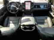 2025 Ram 1500 Limited z VIN 1C6SRFHPXSN607197, wystawiony jako Copart lot #50840935 z przebiegiem 4 756 mil mil oraz Szkoda całkowita • Salvage title. Historia ofert i sprzedaży dostępna na DreamBid. Obrazek 8.