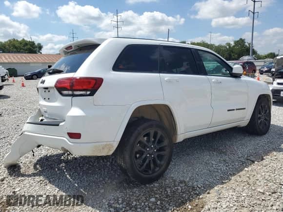 2020 Jeep Grand Cherokee Altitude с VIN 1C4RJFAG7LC267335, выставлен на аукционе Copart как лот 69174705 с пробегом 91 899 миль миль и Списание • Salvage title. История ставок и продаж доступна на DreamBid. Изображение 3.