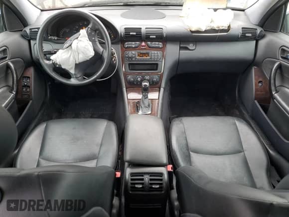 2004 Mercedes-Benz C 240 with VIN WDBRF61J44E016449, listed as a Copart auction lot 86286135 with 113,868 mi miles and Clean title. Bid and sale history available at DreamBid. Image 8.