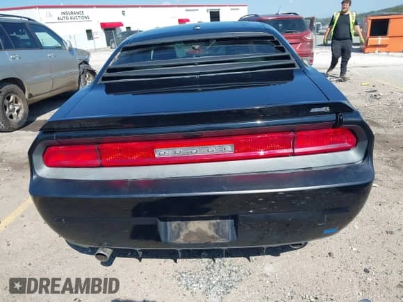 2012 Dodge Challenger R/T Plus with VIN 2C3CDYBTXCH137653, listed as a IAAI auction lot 43370417 with Not provided miles and . Bid and sale history available at DreamBid. Image 17.
