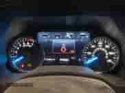 2017 Ford F-150 XL z VIN 1FTFW1EG4HFB63392, wystawiony jako IAAI lot #43048127 z przebiegiem 127 487 mil mil oraz . Historia ofert i sprzedaży dostępna na DreamBid. Obrazek 7.