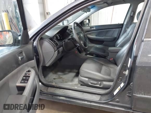 2007 Honda Accord EX-L with VIN 1HGCM56877A139771, listed as a IAAI auction lot 43265655 with 194,324 mi miles and . Bid and sale history available at DreamBid. Image 5.