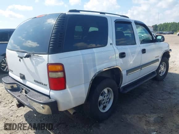 2003 Chevrolet Tahoe Z71 with VIN 1GNEK13Z63R118318, listed as a IAAI auction lot 42711093 with 270,933 mi miles and . Bid and sale history available at DreamBid. Image 4.