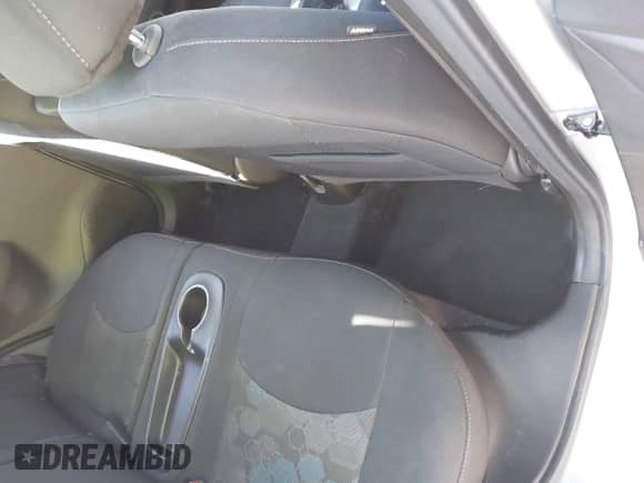 2017 Chevrolet Spark LT с VIN KL8CD6SA2HC708358, выставлен на аукционе IAAI как лот 43061294 с пробегом 88 181 миль миль и . История ставок и продаж доступна на DreamBid. Изображение 8.