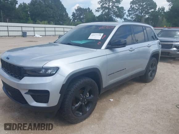 2023 Jeep Grand Cherokee Altitude with VIN 1C4RJGAG4P8909010, listed as a IAAI auction lot 43277728 with 24,293 mi miles and . Bid and sale history available at DreamBid. Image 17.