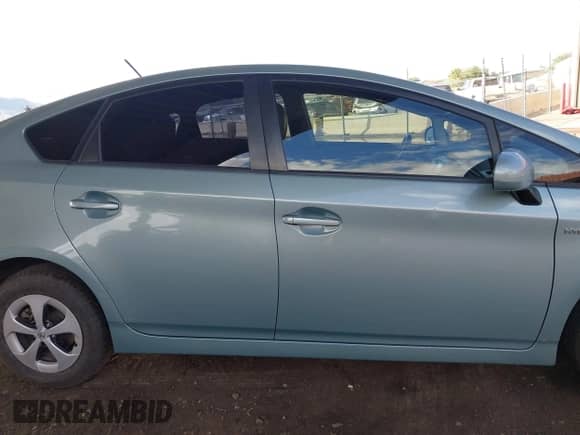 2013 Toyota Prius Two с VIN JTDKN3DU9D1687181, выставлен на аукционе IAAI как лот 43408117 с пробегом 162 541 миль миль и . История ставок и продаж доступна на DreamBid. Изображение 14.