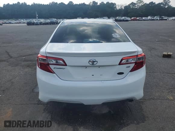 2012 Toyota Camry L z VIN 4T1BF1FK5CU554214, wystawiony jako Copart lot #80327325 z przebiegiem 154 171 mil mil oraz Szkoda całkowita • Salvage title. Historia ofert i sprzedaży dostępna na DreamBid. Obrazek 6.