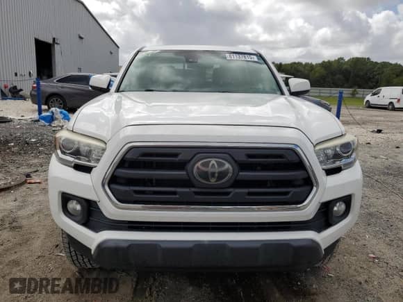 2018 Toyota Tacoma TRD Sport with VIN 3TMAZ5CNXJM058663, listed as a Copart auction lot 81137815 with 164,551 mi miles and Salvage title. Bid and sale history available at DreamBid. Image 5.