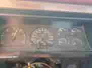 1990 Dodge Dakota z VIN 1B7FL23X7LS653679, wystawiony jako Copart lot #72073034 z przebiegiem 254 327 mil mil oraz Szkoda całkowita • Salvage title. Historia ofert i sprzedaży dostępna na DreamBid. Obrazek 9.