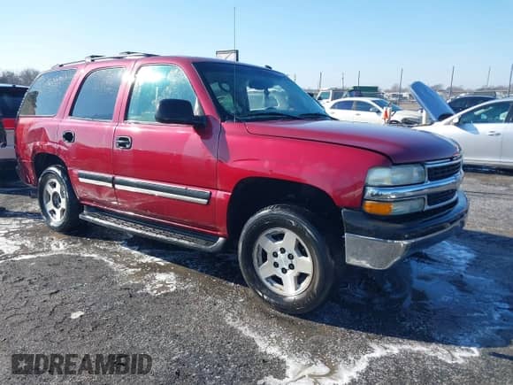 2005 Chevrolet Tahoe Z71 z VIN 1GNEC13T55R155842, wystawiony jako IAAI lot #41321412 z przebiegiem 221 109 mil mil oraz . Historia ofert i sprzedaży dostępna na DreamBid. Obrazek 1.