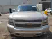 2009 Chevrolet Suburban LTZ z VIN 1GNFK36309R211836, wystawiony jako Copart lot #69115845 z przebiegiem 138 144 mil mil oraz Szkoda całkowita • Salvage title. Historia ofert i sprzedaży dostępna na DreamBid. Obrazek 5.