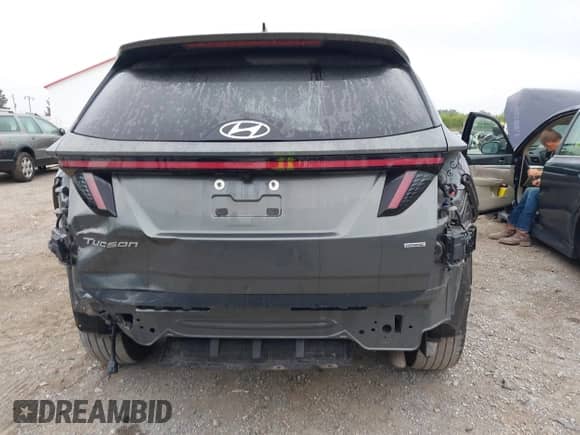 2023 Hyundai Tucson SEL with VIN 5NMJFCAE1PH262358, listed as a IAAI auction lot 43276432 with 26,150 mi miles and . Bid and sale history available at DreamBid. Image 16.