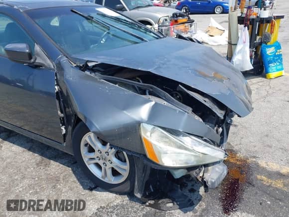 2007 Honda Accord EX-L с VIN 1HGCM72667A017208, выставлен на аукционе IAAI как лот 42737332 с пробегом 128 417 миль миль и . История ставок и продаж доступна на DreamBid. Изображение 14.