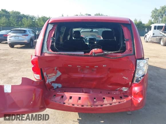 2013 Dodge Grand Caravan R/T с VIN 2C4RDGEG2DR643973, выставлен на аукционе IAAI как лот 42920926 с пробегом 101 175 миль миль и . История ставок и продаж доступна на DreamBid. Изображение 16.