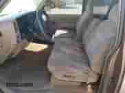 1995 GMC Sierra 1500 z VIN 2GTEC19K6S1544291, wystawiony jako Copart lot #75239664 z przebiegiem 191 251 mil mil oraz Szkoda całkowita • Salvage title. Historia ofert i sprzedaży dostępna na DreamBid. Obrazek 7.
