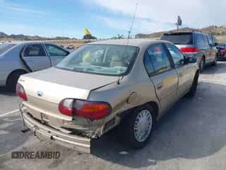 2005 Chevrolet Malibu Classic z VIN 1G1ND52F45M103228, wystawiony jako IAAI lot #41598924 z przebiegiem 141 693 mil mil oraz . Historia ofert i sprzedaży dostępna na DreamBid. Obrazek 4.