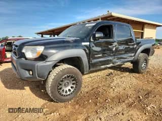 2013 Toyota Tacoma PreRunner with VIN 5TFJU4GN5DX037382, listed as a Copart auction lot 70333975 with 239,943 mi miles and Salvage title. Bid and sale history available at DreamBid. Image 1.