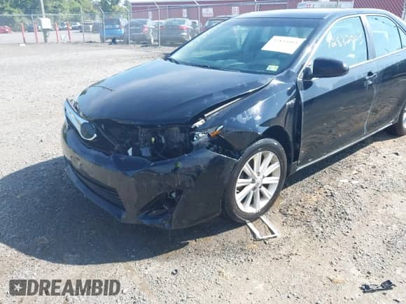 2013 Toyota Camry LE z VIN 4T1BD1FK1DU071049, wystawiony jako IAAI lot #42832003 z przebiegiem 156 477 mil mil oraz . Historia ofert i sprzedaży dostępna na DreamBid. Obrazek 6.