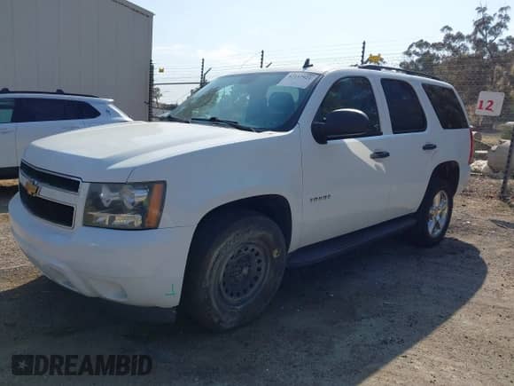 2012 Chevrolet Tahoe Commercial с VIN 1GNSK4E06CR155680, выставлен на аукционе IAAI как лот 42157921 с пробегом 127 702 миль миль и . История ставок и продаж доступна на DreamBid. Изображение 2.