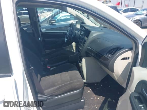 2016 Dodge Grand Caravan American Value с VIN 2C4RDGBG1GR379542, выставлен на аукционе IAAI как лот 43004956 с пробегом 211 387 миль миль и . История ставок и продаж доступна на DreamBid. Изображение 5.