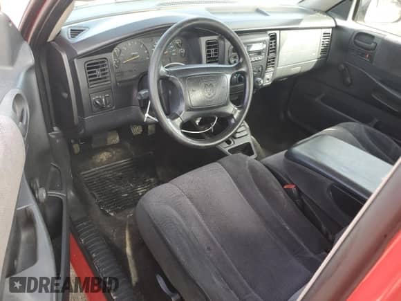 2001 Dodge Dakota с VIN 1B7FL22P31S233500, выставлен на аукционе Copart как лот 45775345 с пробегом 149 206 миль миль и Чистый • Clean title. История ставок и продаж доступна на DreamBid. Изображение 8.
