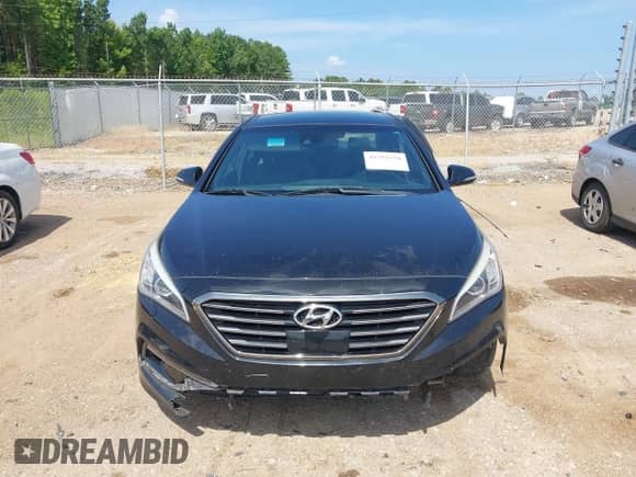 2015 Hyundai Sonata Limited с VIN 5NPE34AB4FH146806, выставлен на аукционе IAAI как лот 42792578 с пробегом 120 995 миль миль и . История ставок и продаж доступна на DreamBid. Изображение 13.