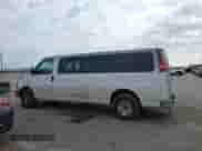 2008 Chevrolet Express Passenger z VIN 1GAHG39K881142695, wystawiony jako IAAI lot #41257254 z przebiegiem 261 076 mil mil oraz . Historia ofert i sprzedaży dostępna na DreamBid. Obrazek 14.