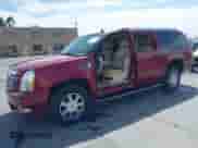 2008 Cadillac Escalade ESV с VIN 1GYFK66888R160245, выставлен на аукционе IAAI как лот 42642205 с пробегом 163 669 миль миль и . История ставок и продаж доступна на DreamBid. Изображение 2.