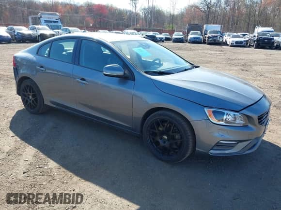 2018 Volvo S60 Dynamic с VIN YV140MTL6J2459953, выставлен на аукционе IAAI как лот 42048650 с пробегом 63 631 миль миль и . История ставок и продаж доступна на DreamBid. Изображение 1.