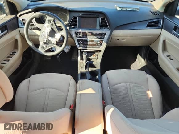 2016 Hyundai Sonata Limited с VIN 5NPE34AF7GH325474, выставлен на аукционе Copart как лот 81385095 с пробегом 124 934 миль миль и На запчасти • Non repairable. История ставок и продаж доступна на DreamBid. Изображение 8.