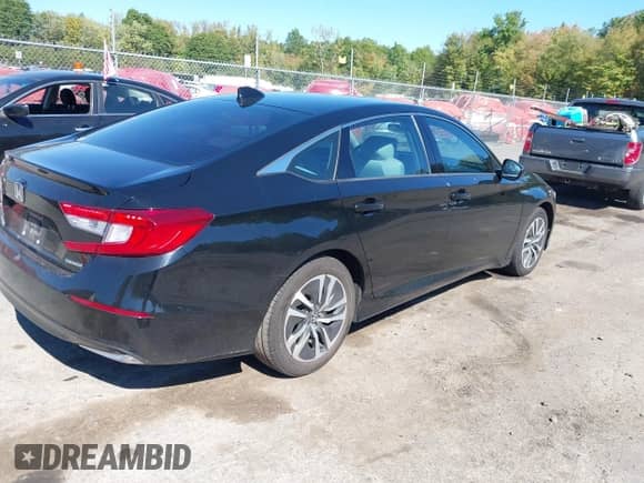 2018 Honda Accord with VIN 1HGCV3F10JA010119, listed as a IAAI auction lot 43362793 with 206,392 mi miles and . Bid and sale history available at DreamBid. Image 4.
