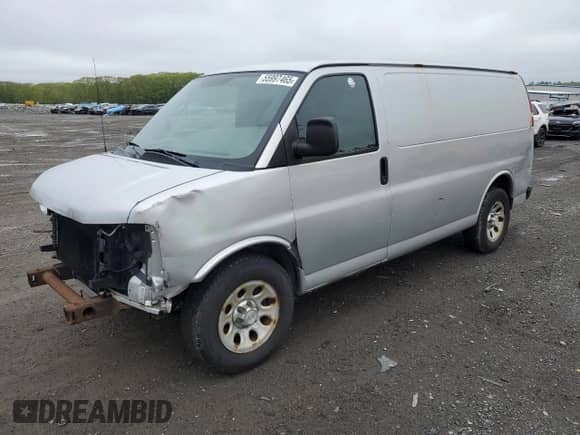 2011 Chevrolet Express Cargo с VIN 1GCSGAFX3B1159798, выставлен на аукционе Copart как лот 55997465 с пробегом 147 803 миль миль и Чистый • Clean title. История ставок и продаж доступна на DreamBid. Изображение 1.