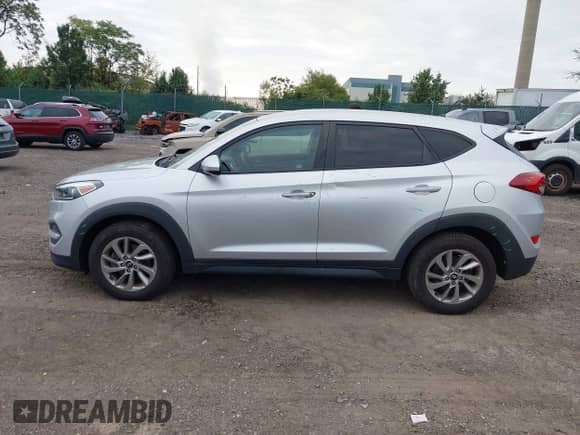 2018 Hyundai Tucson SE с VIN KM8J2CA48JU818227, выставлен на аукционе IAAI как лот 43275586 с пробегом 83 598 миль миль и . История ставок и продаж доступна на DreamBid. Изображение 14.