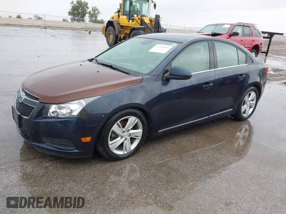 2014 Chevrolet Cruze Diesel with VIN 1G1P75SZ7E7302993, listed as a IAAI auction lot 43394853 with 280,526 mi miles and . Bid and sale history available at DreamBid. Image 2.