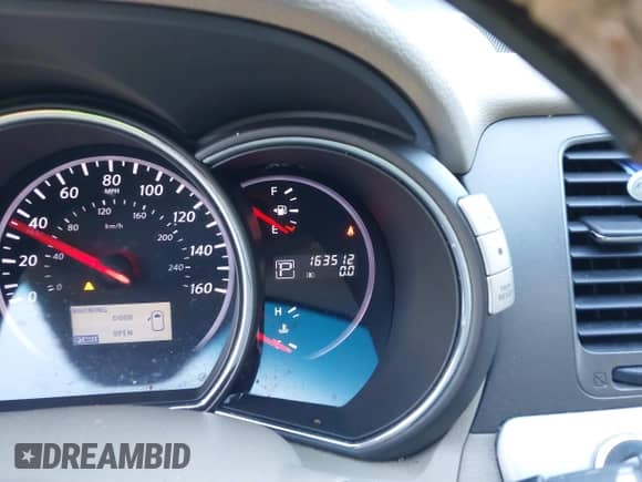 2012 Nissan Murano SL z VIN JN8AZ1MW8CW205344, wystawiony jako IAAI lot #41970686 z przebiegiem 163 512 mil mil oraz . Historia ofert i sprzedaży dostępna na DreamBid. Obrazek 7.