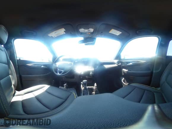 2024 Chevrolet TrailBlazer ACTIV z VIN KL79MSSL6RB053525, wystawiony jako IAAI lot #42650921 z przebiegiem 10 475 mil mil oraz . Historia ofert i sprzedaży dostępna na DreamBid. Obrazek 19.