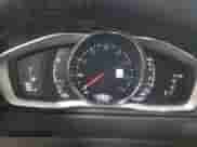 2018 Volvo S60 Inscription Platinum с VIN LYV402HMXJB170987, выставлен на аукционе Copart как лот 70998725 с пробегом 41 744 миль миль и Списание • Salvage title. История ставок и продаж доступна на DreamBid. Изображение 9.