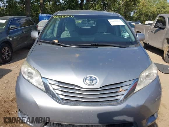 2016 Toyota Sienna LE AAS with VIN 5TDKK3DC0GS713352, listed as a IAAI auction lot 43338391 with 99,856 mi miles and . Bid and sale history available at DreamBid. Image 12.