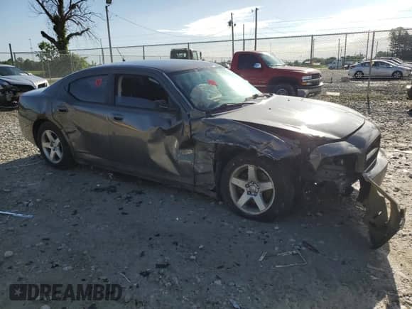 2008 Dodge Charger SE с VIN 2B3KA43GX8H254586, выставлен на аукционе Copart как лот 57875334 с пробегом 238 146 миль миль и Списание • Salvage title. История ставок и продаж доступна на DreamBid. Изображение 4.