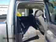 2011 Chevrolet Silverado 1500 LS z VIN 3GCPKREA9BG182360, wystawiony jako IAAI lot #41782080 z przebiegiem 214 465 mil mil oraz . Historia ofert i sprzedaży dostępna na DreamBid. Obrazek 8.