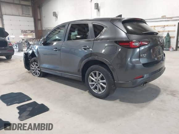 2024 Mazda CX-5 S Preferred z VIN JM3KFBCM6R0417435, wystawiony jako IAAI lot #42401971 z przebiegiem 17 451 mil mil oraz . Historia ofert i sprzedaży dostępna na DreamBid. Obrazek 3.